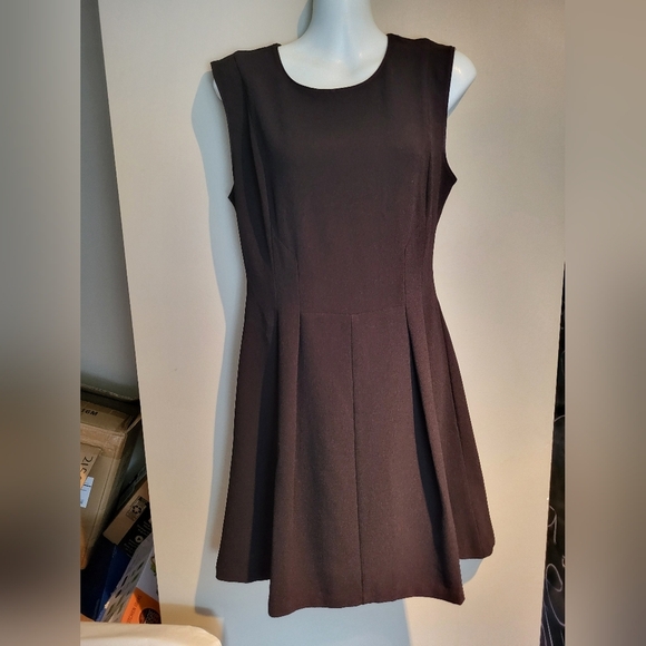 Dynamite Black Sleeveless A-Line Midi Dress,  Size Medium (28) - Picture 2 of 5